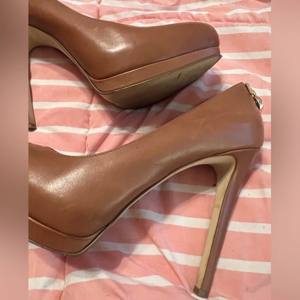 Michael Kors Women’s Leather Hamilton Pumps, size 9.5
